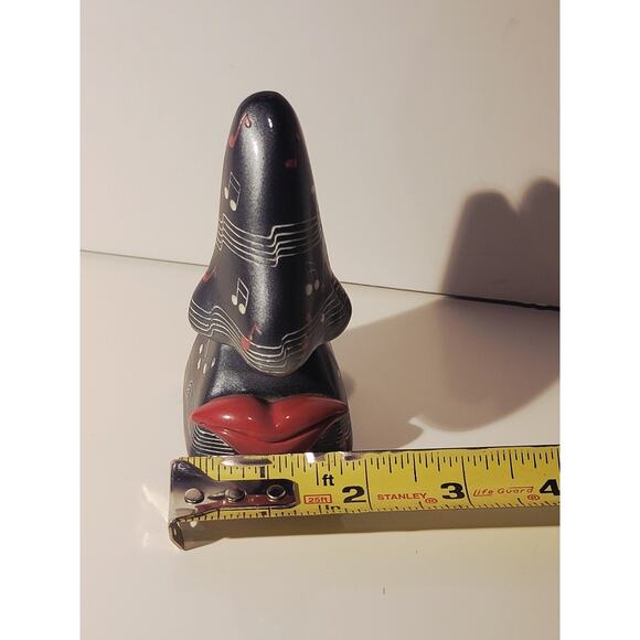 Picasso's Nose & Lip Eyeglass Holder Figurine 4.25" Whimsical Art Gray Red - Picture 8 of 10